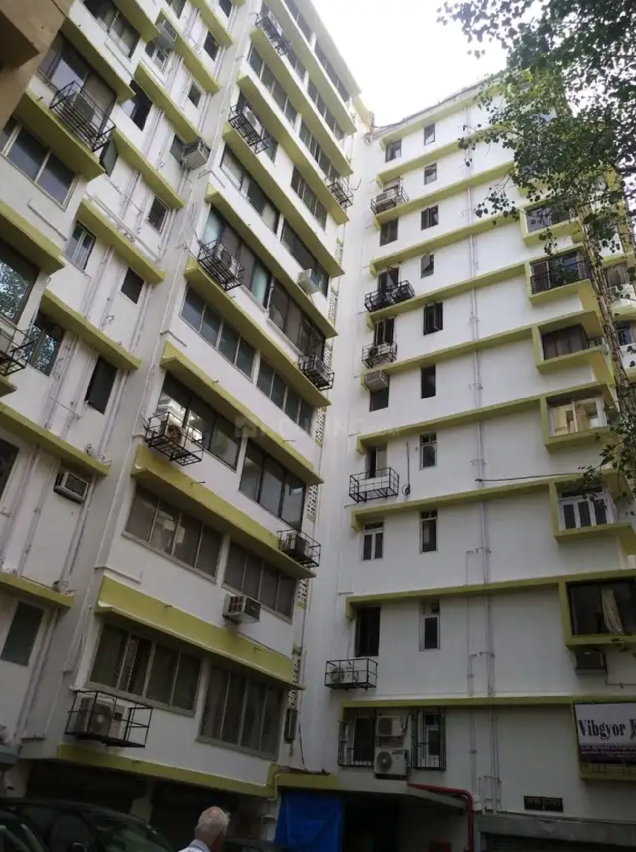 Empire Estate - Empire Estate, Kemps Corner